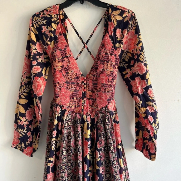 New! Free People a new way Smocked Open Back Maxi Dress Floral nwot 27164 - Picture 3 of 8